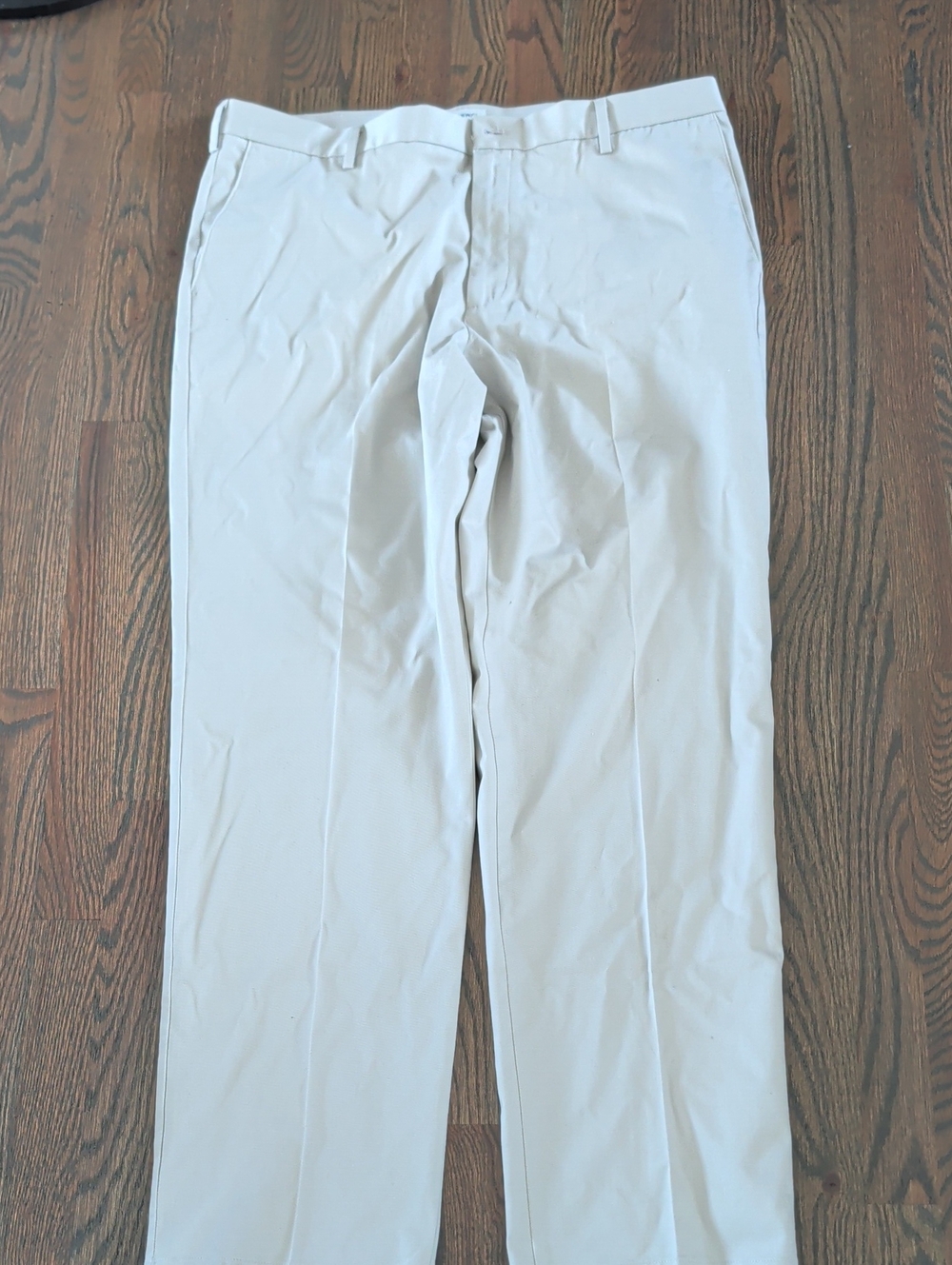 Dockers Men's Light Cream Dress Pants